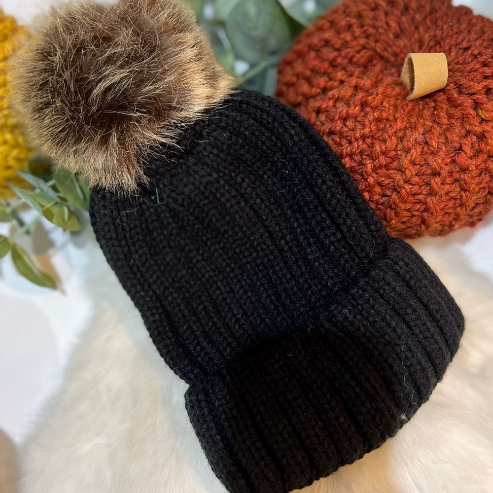 Cute BLACK Pom Pom beanie